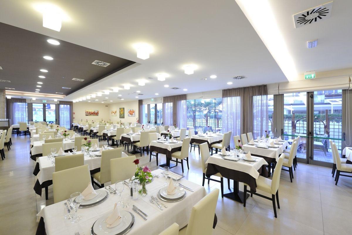 Sala da pranzo Hotel Lido di Bibione